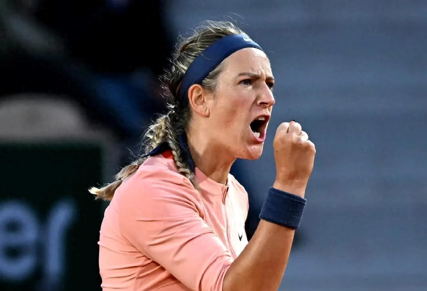 九游网页在线玩阿扎伦卡在IG比赛中表现优异，最后时刻胜出引发热议！