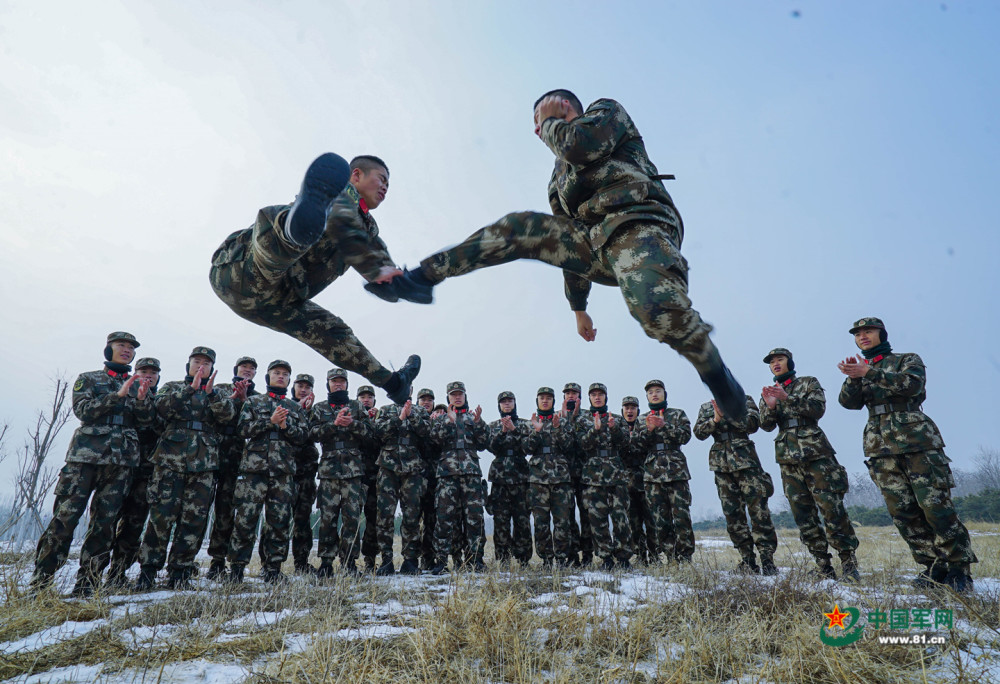 九游网页在线玩从今晨拉齐奥主帅复盘到德罗巴在美国队比赛中刷新纪录，武汉三镇赛后队长鼓劲的简单介绍